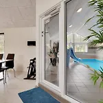 בית נופש 5 Star In Spottrup