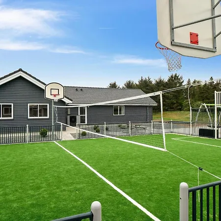 Semesterbostad 5 Star In *