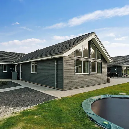 5 Star In * Spottrup