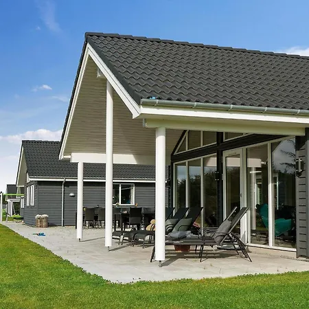 Semesterbostad 5 Star In Spottrup